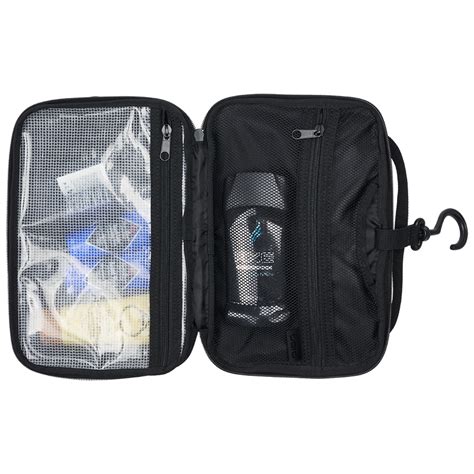 ogio pace pro dopp kit